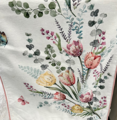Tulips Table Runner